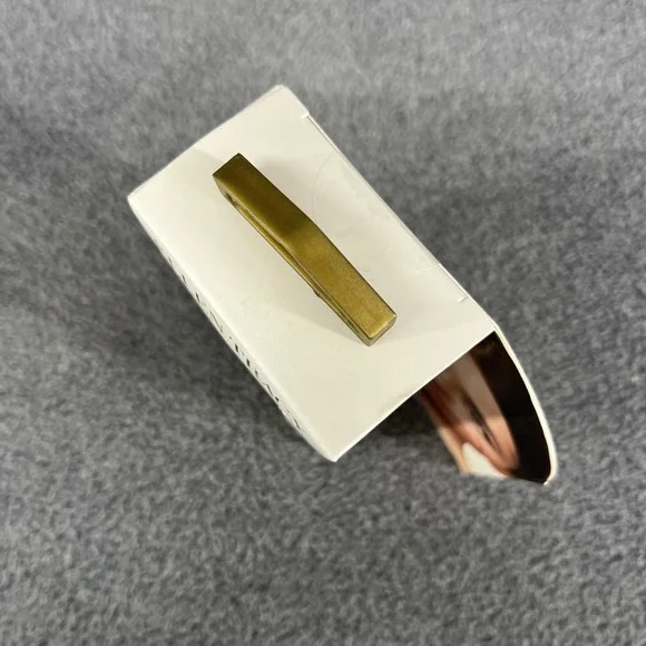 ELLEN TRACY PRIMER STICK Matte Finish Flawless Blend 1.06 oz New In Box - Picture 7 of 7